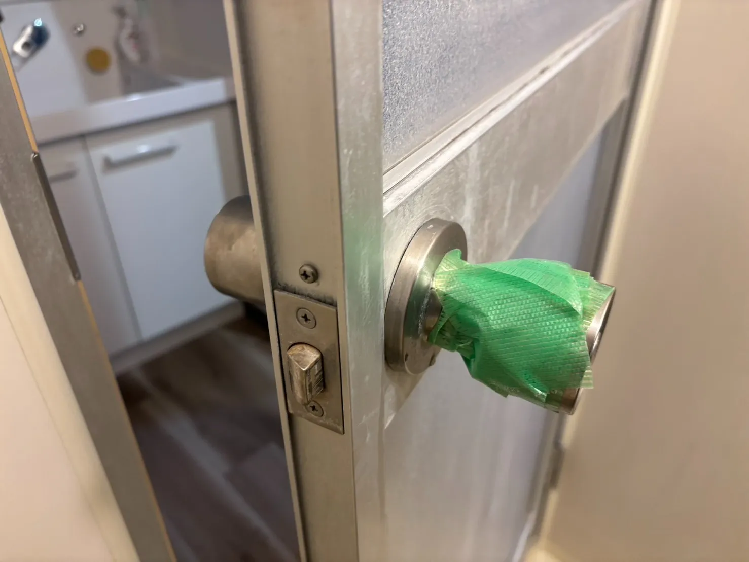 浴室のドアノブ交換を行いました!